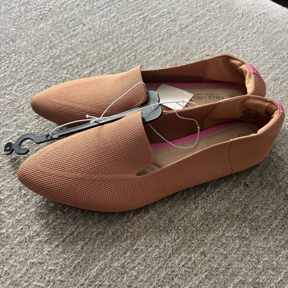 NWT Falls Creek Edna Knit Flats in Cognac, Tan, Pink Women’s Size 9